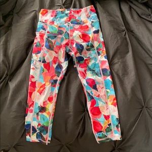 Zyia light n tight floral leggings